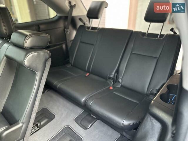 Серый Тойота Хайлендер, объемом двигателя 3.46 л и пробегом 81 тыс. км за 35000 $, фото 9 на Automoto.ua
