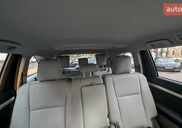 Сірий Тойота Хайлендер, об'ємом двигуна 3.5 л та пробігом 188 тис. км за 25000 $, фото 13 на Automoto.ua