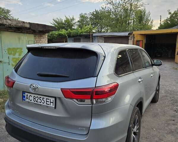 Серый Тойота Хайлендер, объемом двигателя 3.46 л и пробегом 87 тыс. км за 25300 $, фото 10 на Automoto.ua