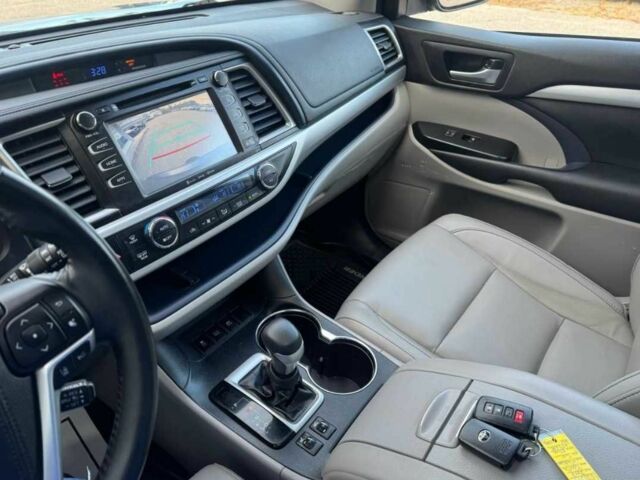 Серый Тойота Хайлендер, объемом двигателя 3.5 л и пробегом 87 тыс. км за 21500 $, фото 8 на Automoto.ua