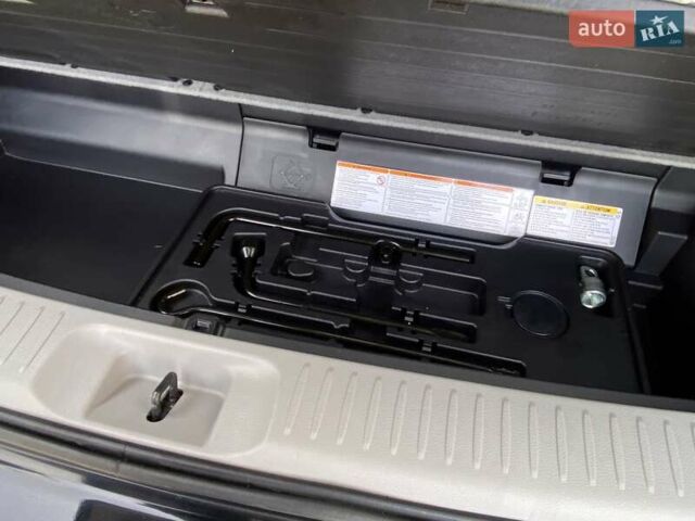 Серый Тойота Хайлендер, объемом двигателя 3.46 л и пробегом 118 тыс. км за 21200 $, фото 9 на Automoto.ua