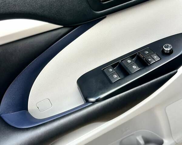 Тойота Хайлендер 2018 в Чернигове на Automoto.ua Серый Тойота Хайлендер, объемом двигателя 3.46 л и пробегом 58 тыс. км за 29999 $, фото 41 на Automoto.ua