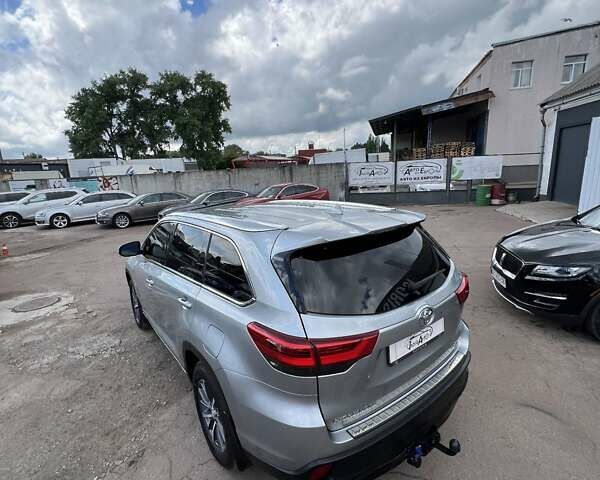 Тойота Хайлендер 2018 в Чернигове на Automoto.ua Серый Тойота Хайлендер, объемом двигателя 3.46 л и пробегом 58 тыс. км за 29999 $, фото 15 на Automoto.ua
