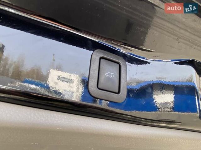 Серый Тойота Хайлендер, объемом двигателя 3.46 л и пробегом 118 тыс. км за 21200 $, фото 8 на Automoto.ua