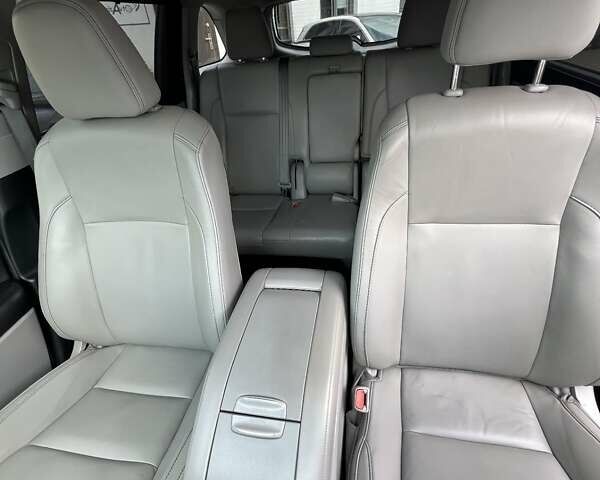 Тойота Хайлендер 2018 в Чернигове на Automoto.ua Серый Тойота Хайлендер, объемом двигателя 3.46 л и пробегом 58 тыс. км за 29999 $, фото 35 на Automoto.ua