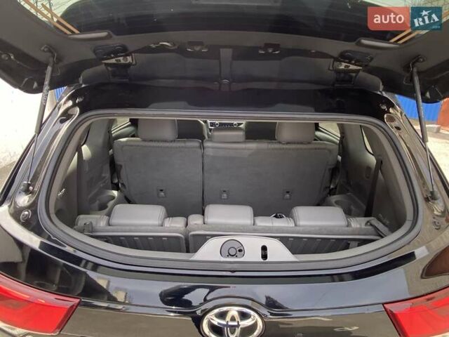 Серый Тойота Хайлендер, объемом двигателя 3.46 л и пробегом 118 тыс. км за 21200 $, фото 6 на Automoto.ua