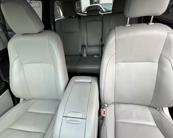 Тойота Хайлендер 2018 в Чернигове на Automoto.ua Серый Тойота Хайлендер, объемом двигателя 3.46 л и пробегом 58 тыс. км за 29999 $, фото 26 на Automoto.ua