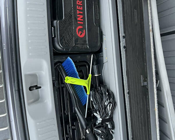 Серый Тойота Хайлендер, объемом двигателя 3.46 л и пробегом 114 тыс. км за 33800 $, фото 21 на Automoto.ua