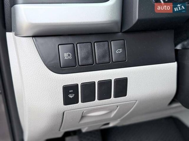 Сірий Тойота Хайлендер, об'ємом двигуна 3.5 л та пробігом 149 тис. км за 32999 $, фото 21 на Automoto.ua