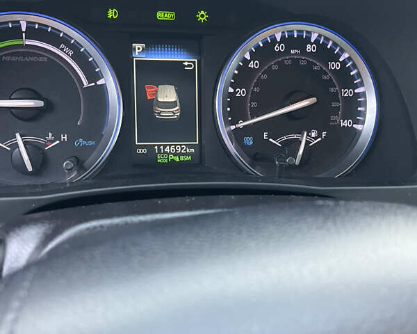 Серый Тойота Хайлендер, объемом двигателя 3.46 л и пробегом 114 тыс. км за 33800 $, фото 14 на Automoto.ua