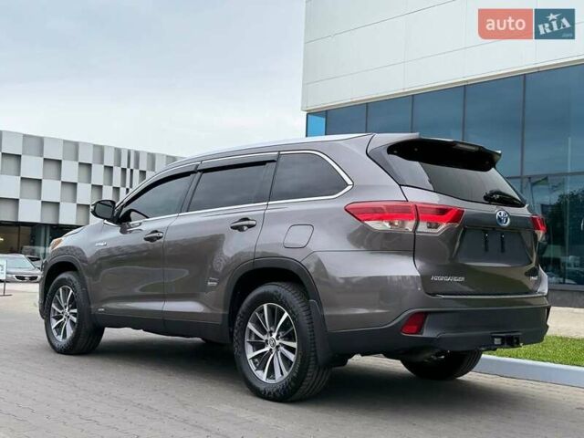 Сірий Тойота Хайлендер, об'ємом двигуна 3.5 л та пробігом 149 тис. км за 32999 $, фото 7 на Automoto.ua