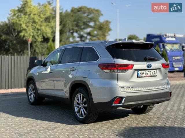 Серый Тойота Хайлендер, объемом двигателя 3.5 л и пробегом 110 тыс. км за 34500 $, фото 19 на Automoto.ua