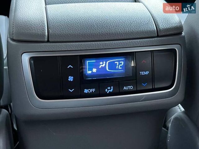 Серый Тойота Хайлендер, объемом двигателя 3.5 л и пробегом 91 тыс. км за 23700 $, фото 25 на Automoto.ua