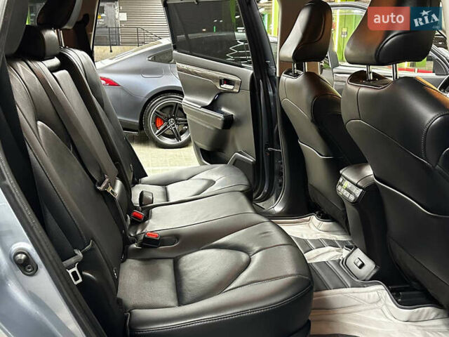 Сірий Тойота Хайлендер, об'ємом двигуна 2.5 л та пробігом 126 тис. км за 39500 $, фото 22 на Automoto.ua