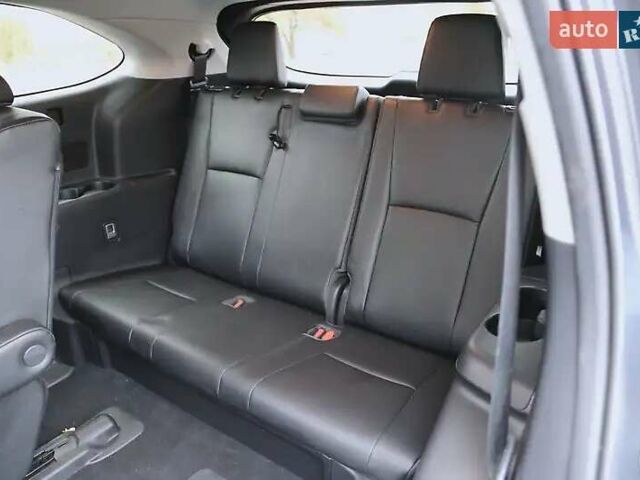 Серый Тойота Хайлендер, объемом двигателя 3.5 л и пробегом 106 тыс. км за 33500 $, фото 10 на Automoto.ua