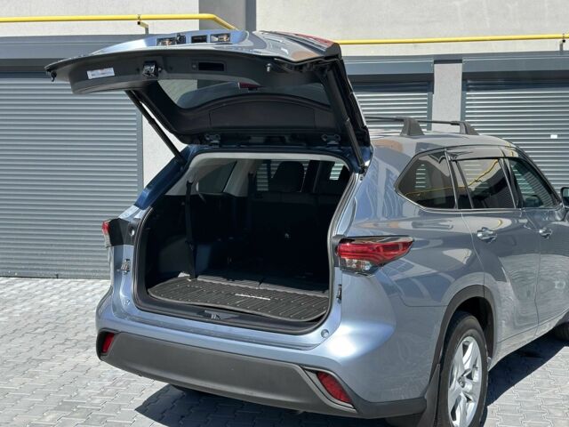 Серый Тойота Хайлендер, объемом двигателя 3.46 л и пробегом 25 тыс. км за 32999 $, фото 7 на Automoto.ua