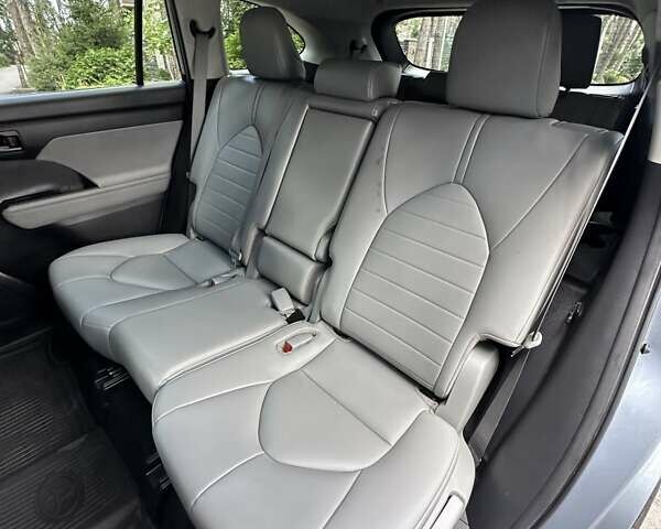 Сірий Тойота Хайлендер, об'ємом двигуна 3.46 л та пробігом 69 тис. км за 32500 $, фото 15 на Automoto.ua