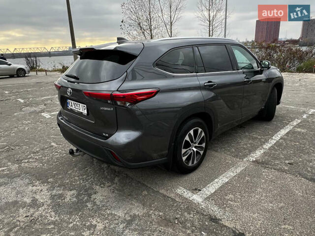 Сірий Тойота Хайлендер, об'ємом двигуна 2.49 л та пробігом 145 тис. км за 43000 $, фото 4 на Automoto.ua