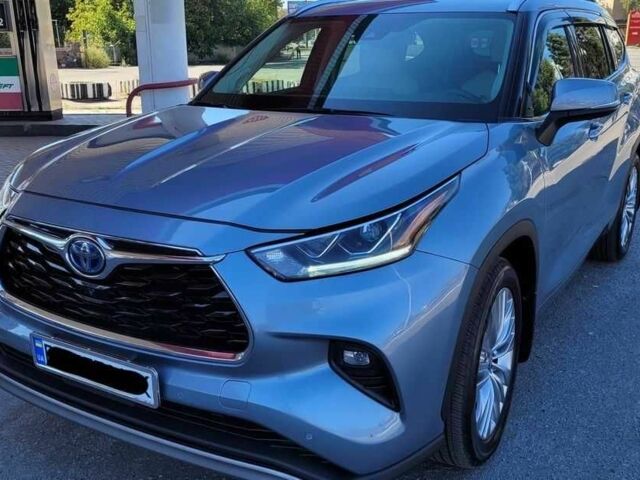 Серый Тойота Хайлендер, объемом двигателя 2.5 л и пробегом 77 тыс. км за 26000 $, фото 1 на Automoto.ua