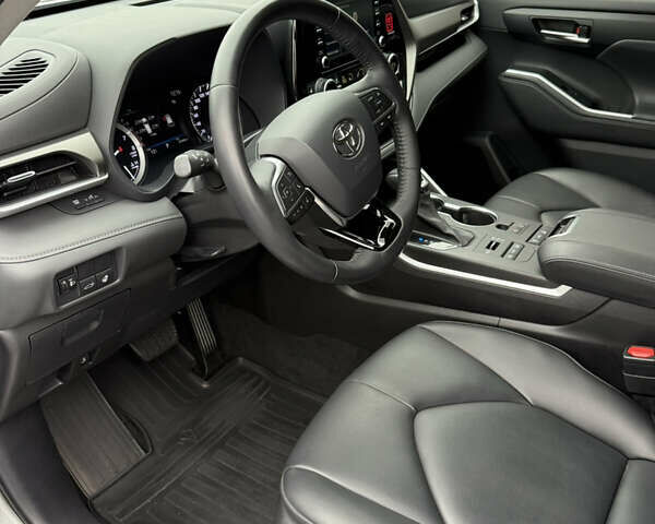 Сірий Тойота Хайлендер, об'ємом двигуна 3.46 л та пробігом 91 тис. км за 37990 $, фото 17 на Automoto.ua