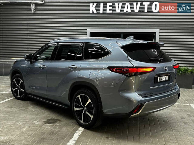 Сірий Тойота Хайлендер, об'ємом двигуна 2.5 л та пробігом 126 тис. км за 39500 $, фото 9 на Automoto.ua