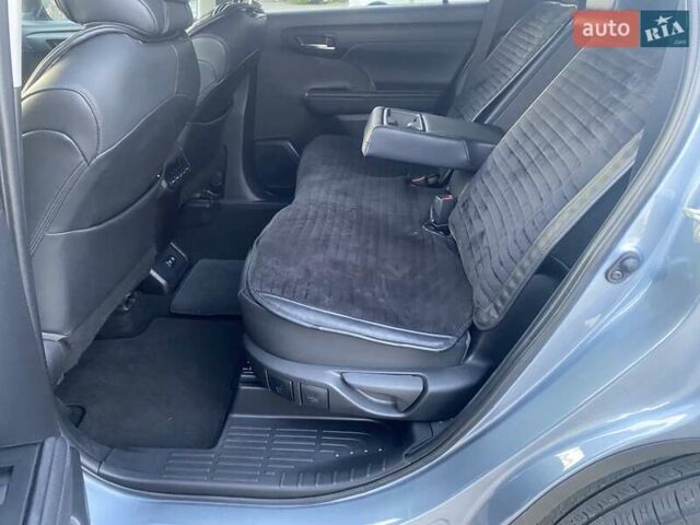 Сірий Тойота Хайлендер, об'ємом двигуна 3.5 л та пробігом 127 тис. км за 35500 $, фото 14 на Automoto.ua