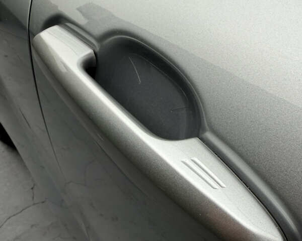 Сірий Тойота Хайлендер, об'ємом двигуна 3.46 л та пробігом 91 тис. км за 37990 $, фото 15 на Automoto.ua