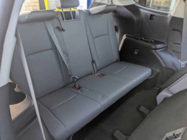 Серый Тойота Хайлендер, объемом двигателя 3.5 л и пробегом 33 тыс. км за 23800 $, фото 12 на Automoto.ua