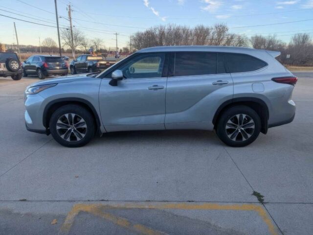 Серый Тойота Хайлендер, объемом двигателя 3.5 л и пробегом 33 тыс. км за 23800 $, фото 4 на Automoto.ua