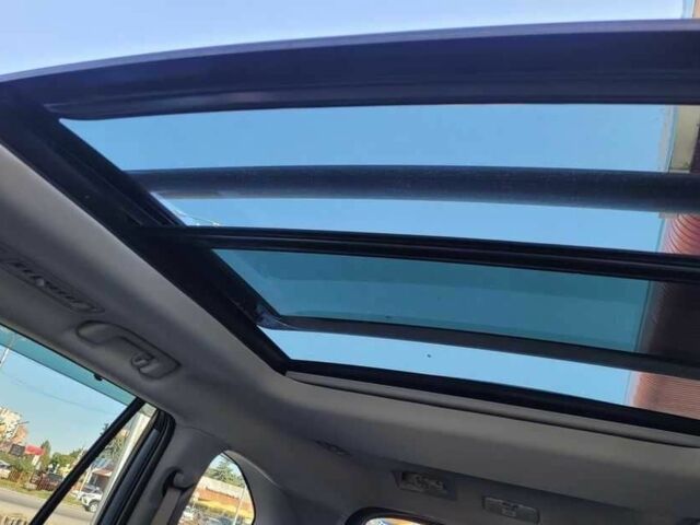 Серый Тойота Хайлендер, объемом двигателя 2.5 л и пробегом 77 тыс. км за 26000 $, фото 5 на Automoto.ua