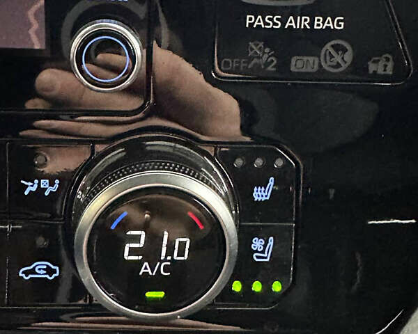 Сірий Тойота Хайлендер, об'ємом двигуна 2.5 л та пробігом 126 тис. км за 39500 $, фото 28 на Automoto.ua