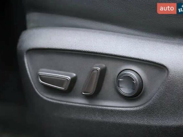 Серый Тойота Хайлендер, объемом двигателя 3.5 л и пробегом 106 тыс. км за 33500 $, фото 23 на Automoto.ua