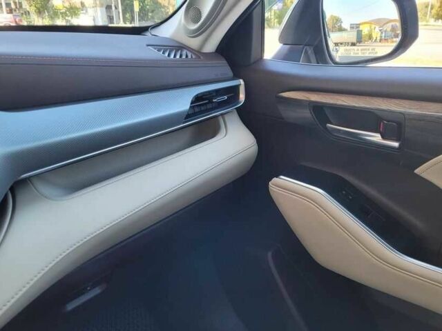 Серый Тойота Хайлендер, объемом двигателя 2.5 л и пробегом 77 тыс. км за 26000 $, фото 8 на Automoto.ua