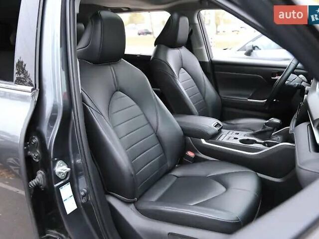 Серый Тойота Хайлендер, объемом двигателя 3.5 л и пробегом 106 тыс. км за 33500 $, фото 12 на Automoto.ua