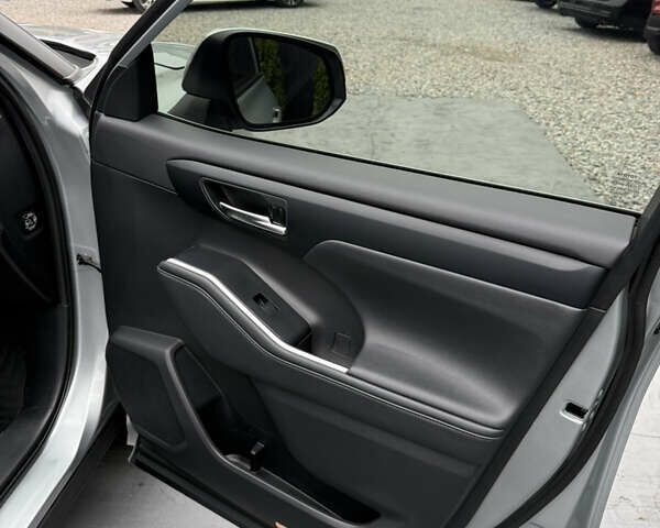 Сірий Тойота Хайлендер, об'ємом двигуна 3.46 л та пробігом 91 тис. км за 37990 $, фото 24 на Automoto.ua