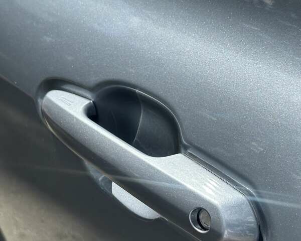 Сірий Тойота Хайлендер, об'ємом двигуна 3.46 л та пробігом 69 тис. км за 32500 $, фото 7 на Automoto.ua