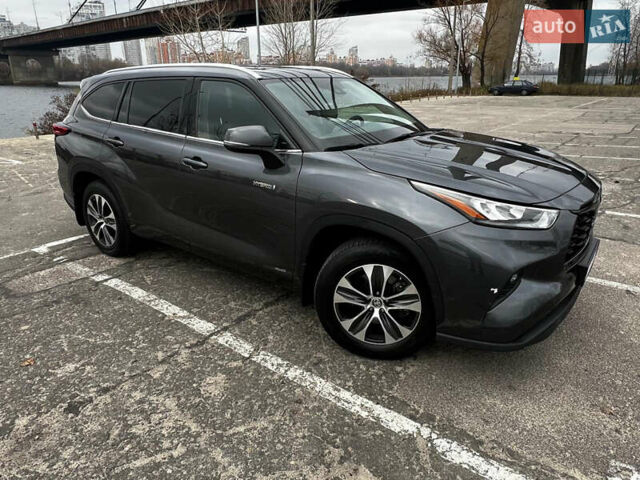 Сірий Тойота Хайлендер, об'ємом двигуна 2.49 л та пробігом 145 тис. км за 43000 $, фото 2 на Automoto.ua