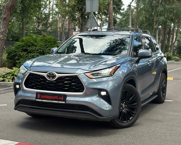 Серый Тойота Хайлендер, объемом двигателя 3.46 л и пробегом 69 тыс. км за 33900 $, фото 3 на Automoto.ua