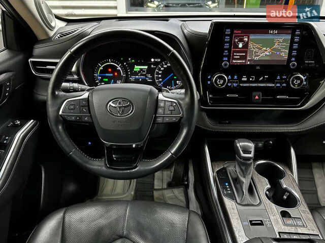 Сірий Тойота Хайлендер, об'ємом двигуна 2.5 л та пробігом 126 тис. км за 39500 $, фото 26 на Automoto.ua