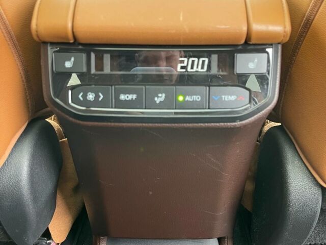 Серый Тойота Хайлендер, объемом двигателя 2.5 л и пробегом 149 тыс. км за 36400 $, фото 19 на Automoto.ua