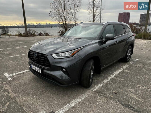 Сірий Тойота Хайлендер, об'ємом двигуна 2.49 л та пробігом 145 тис. км за 43000 $, фото 5 на Automoto.ua