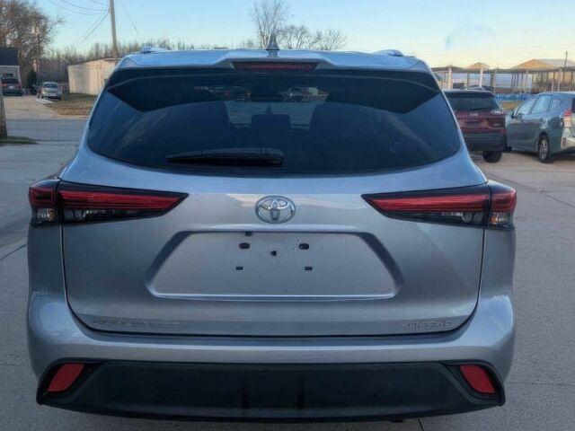 Серый Тойота Хайлендер, объемом двигателя 3.5 л и пробегом 33 тыс. км за 23800 $, фото 6 на Automoto.ua