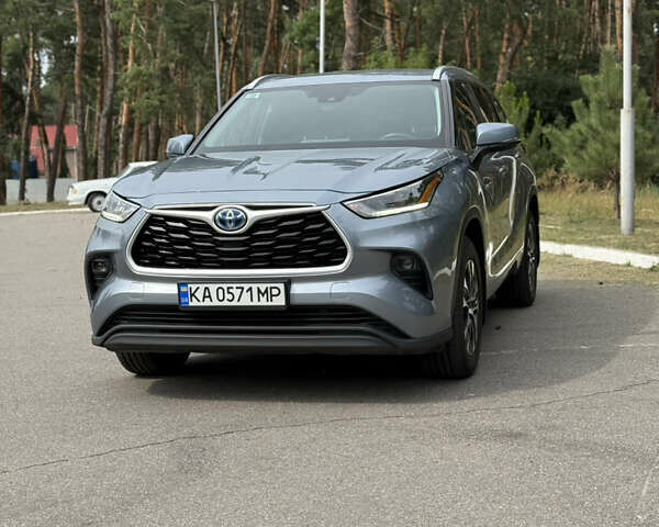 Тойота Хайлендер 2021 в Киеве на Automoto.ua Серый Тойота Хайлендер, объемом двигателя 2.49 л и пробегом 155 тыс. км за 39900 $, фото 56 на Automoto.ua
