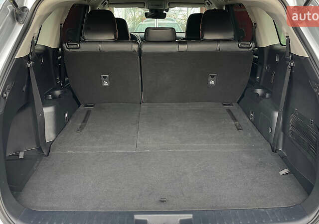 Серый Тойота Хайлендер, объемом двигателя 2.49 л и пробегом 98 тыс. км за 39905 $, фото 9 на Automoto.ua