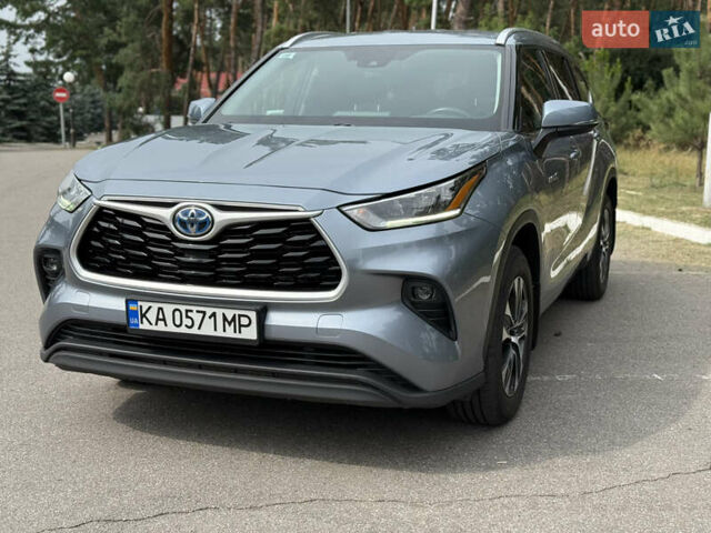 Тойота Хайлендер 2021 в Киеве на Automoto.ua Серый Тойота Хайлендер, объемом двигателя 2.49 л и пробегом 155 тыс. км за 39900 $, фото 54 на Automoto.ua