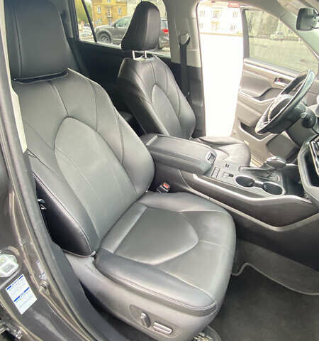 Серый Тойота Хайлендер, объемом двигателя 2.5 л и пробегом 59 тыс. км за 39600 $, фото 27 на Automoto.ua