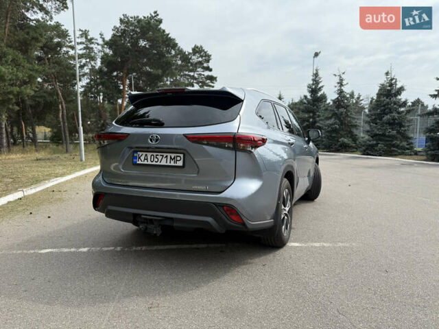 Тойота Хайлендер 2021 в Киеве на Automoto.ua Серый Тойота Хайлендер, объемом двигателя 2.49 л и пробегом 155 тыс. км за 39900 $, фото 36 на Automoto.ua
