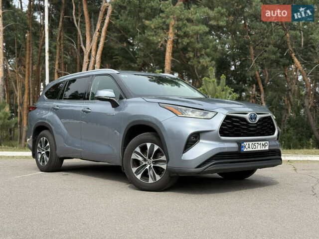 Тойота Хайлендер 2021 в Киеве на Automoto.ua Серый Тойота Хайлендер, объемом двигателя 2.49 л и пробегом 155 тыс. км за 39900 $, фото 46 на Automoto.ua