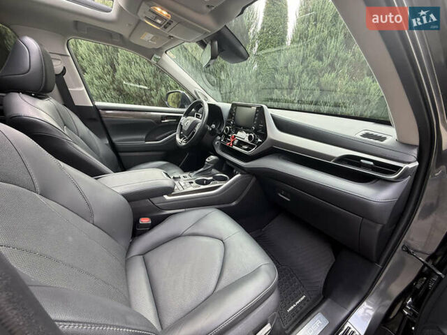 Сірий Тойота Хайлендер, об'ємом двигуна 3.46 л та пробігом 23 тис. км за 40789 $, фото 55 на Automoto.ua