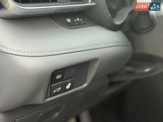 Сірий Тойота Хайлендер, об'ємом двигуна 3.46 л та пробігом 23 тис. км за 40789 $, фото 18 на Automoto.ua